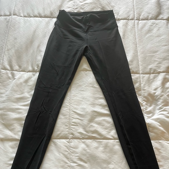 lululemon athletica Pants - Lululemon 31” Wunder Train High-Rise Tight